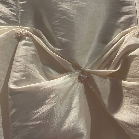 Girls Special Occasion Dress - Picture 3 of 6